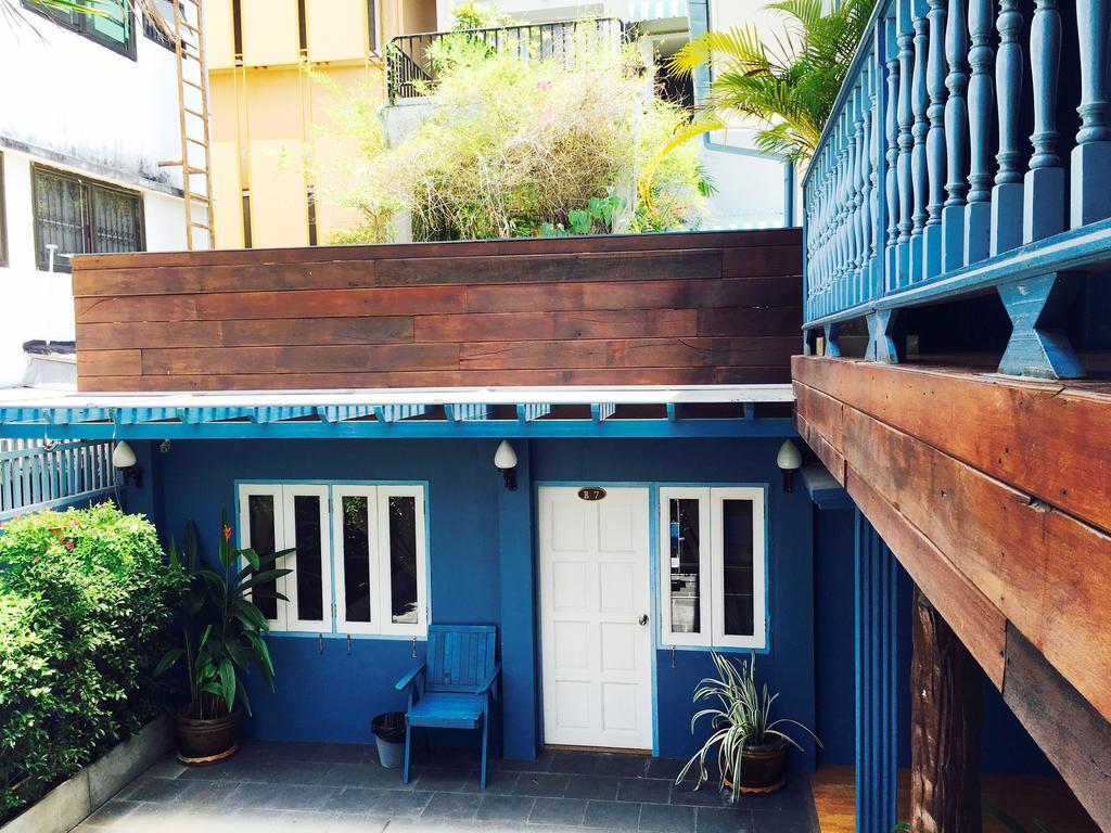 Blue Chang House Bangkok Exterior photo