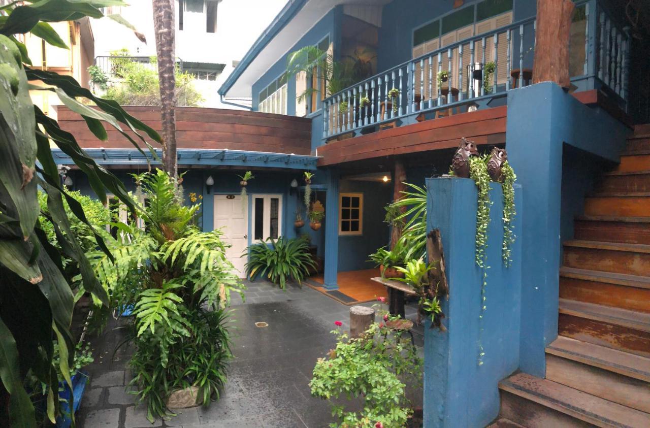 Blue Chang House Bangkok Exterior photo